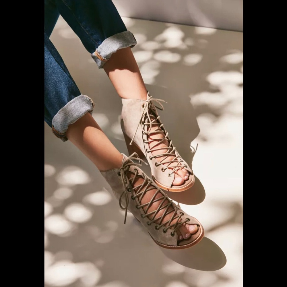 Jeffrey Campbell Cors Lace Up Heel